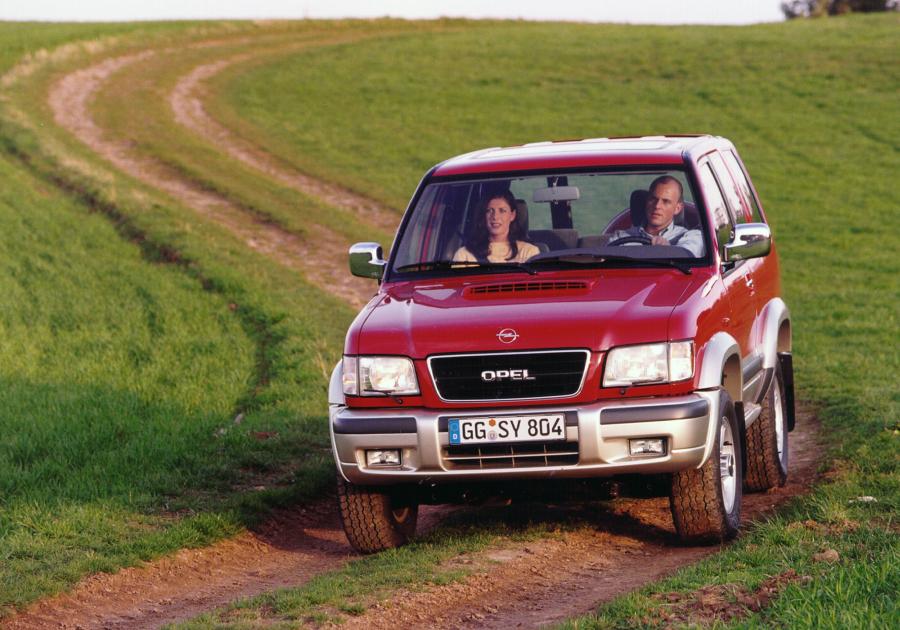  Opel Monterey DTI 16V RS 1998 года  (фото 20 из 24)
